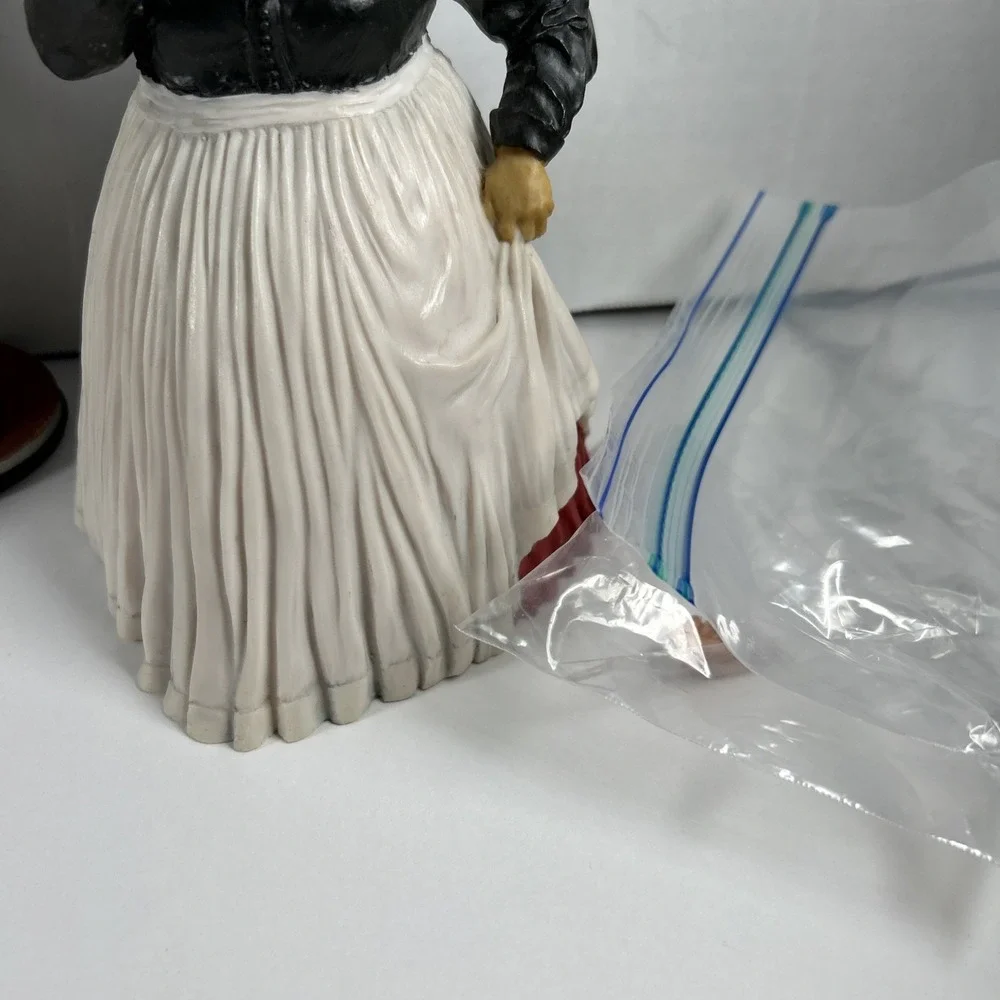 Herb Bridges Movie‎ Old South Memoribla Book Figures Music Box Lot
